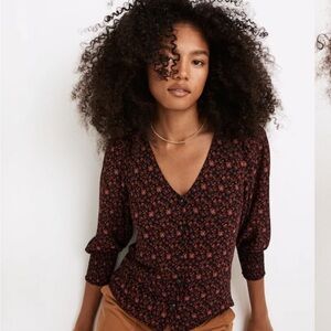 Madewell Resourced Georgette Smocked-cuff Button-front top